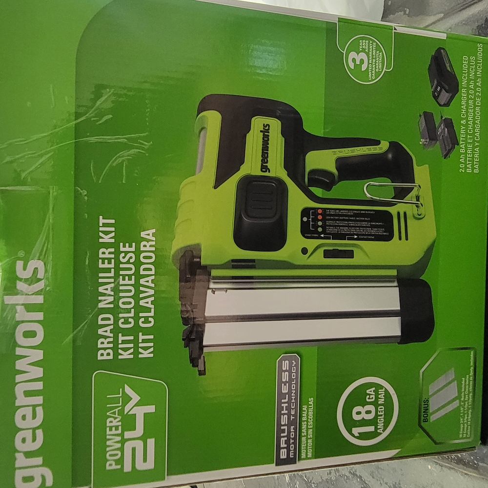 Greenworks 24V Brad Nailer Kit
